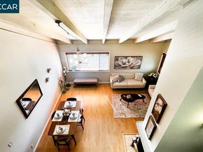 22 Holcomb Ct, Walnut Creek CA 94596