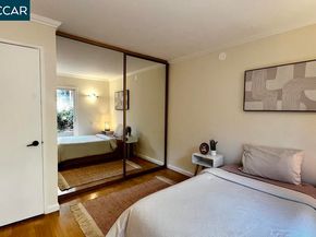 22 Holcomb Ct, Walnut Creek CA 94596