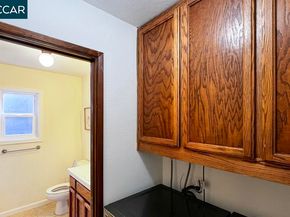 22 Holcomb Ct, Walnut Creek CA 94596