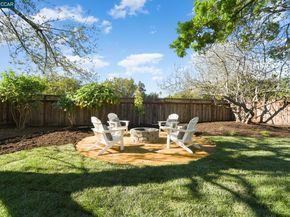 1543 Laverne Ct, Concord CA 94521