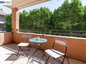 401 S Norfolk St 216, San Mateo CA 94401