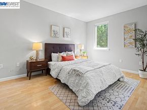 401 S Norfolk St 216, San Mateo CA 94401