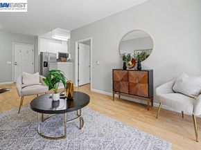 401 S Norfolk St 216, San Mateo CA 94401