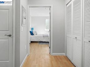 401 S Norfolk St 216, San Mateo CA 94401