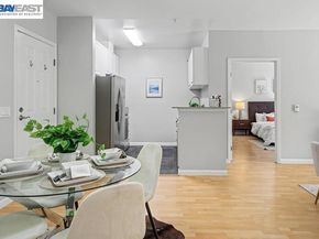 401 S Norfolk St 216, San Mateo CA 94401