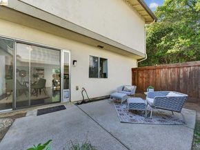 1368 Ridgecrest Rd, Pinole CA 94564