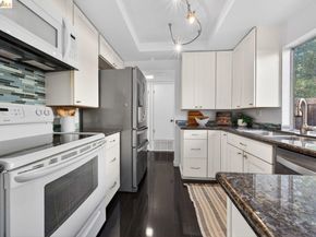 1368 Ridgecrest Rd, Pinole CA 94564