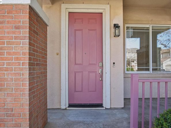 116 Mahogany Ln, Union City CA 94587
