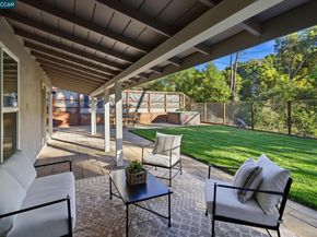 1124 Sanders Dr, Moraga CA 94556