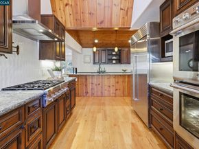 1124 Sanders Dr, Moraga CA 94556
