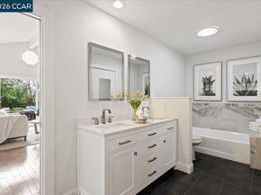 1076 N Thompson Rd, Lafayette CA 94549