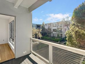 4 Anchor Drive F331, Emeryville CA 94608
