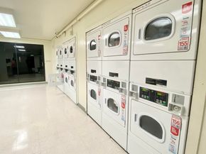 4 Anchor Drive F331, Emeryville CA 94608