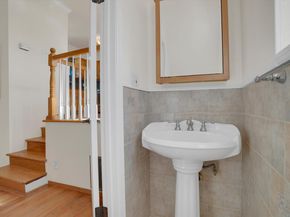 1821 Grand St, Alameda CA 94501