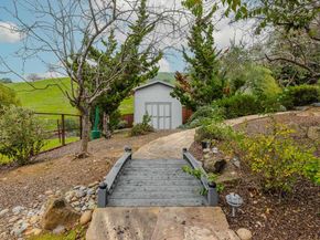 3463 Meadowlands Ln, San Jose CA 95135