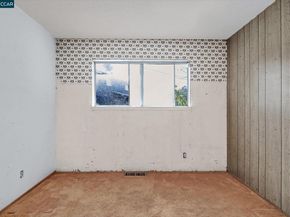 2075 Costa Ct, Pinole CA 94564