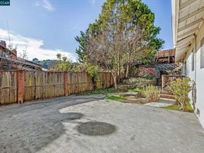 2075 Costa Ct, Pinole CA 94564