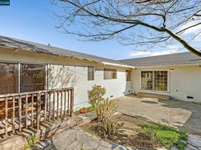 2075 Costa Ct, Pinole CA 94564