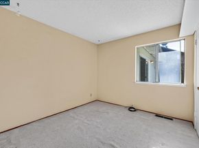 2075 Costa Ct, Pinole CA 94564