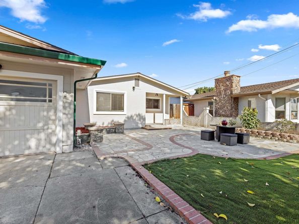 33528 13th street, Union City CA 94587