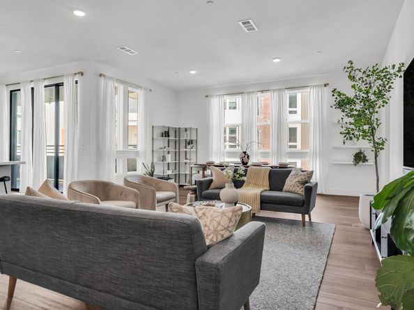 45346 Lumen Terr 302, Fremont CA 94539