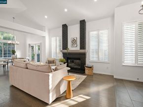 1304 Fountain Springs Cir, Danville CA 94526