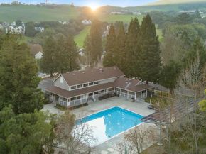 1304 Fountain Springs Cir, Danville CA 94526
