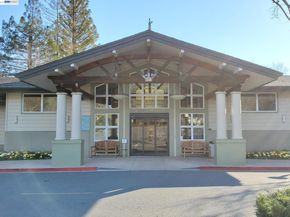 2101 Golden Rain Road 11, Walnut Creek CA 94595