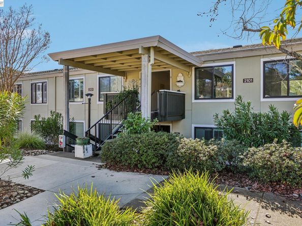 2101 Golden Rain Road 11, Walnut Creek CA 94595