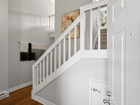 212 Bayside Ct, Richmond CA 94804