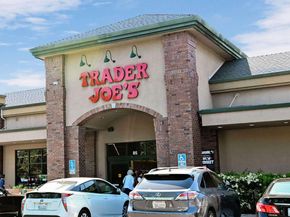 825 Oak Grove Rd 46, Concord CA 94518