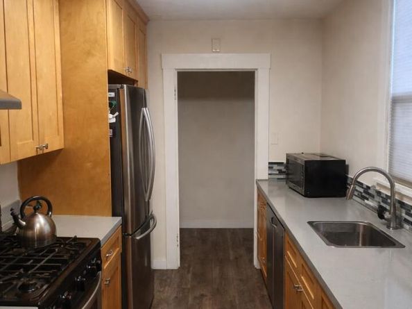 2079 Church St, Oakland CA 94621