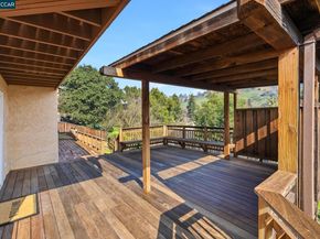 95 Mackie Dr, Martinez CA 94553