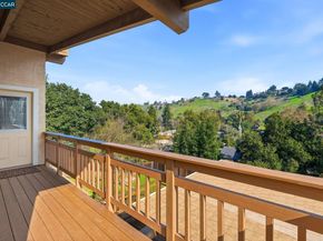 95 Mackie Dr, Martinez CA 94553