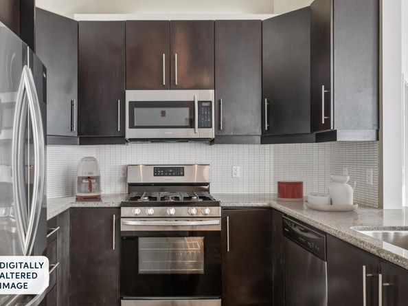 3801 San Pablo Ave 303, Emeryville CA 94608