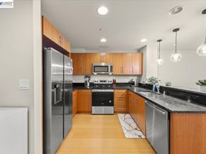 88 E San Fernando St 303, San Jose CA 95113