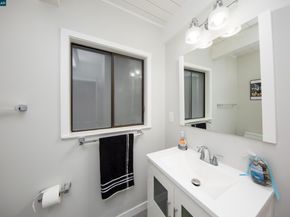 2165 Upper Scenic Dr, Felton CA 95018