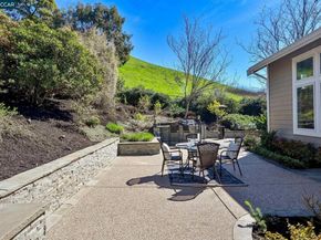 12 Paddock Ct, Pleasant Hill CA 94523