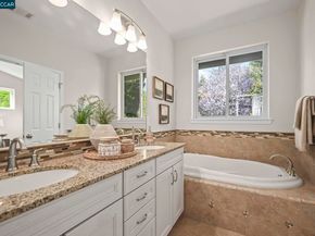 12 Paddock Ct, Pleasant Hill CA 94523