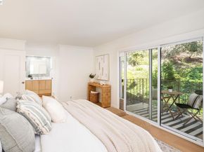 6558 Lucas Ave 202, Oakland CA 94611