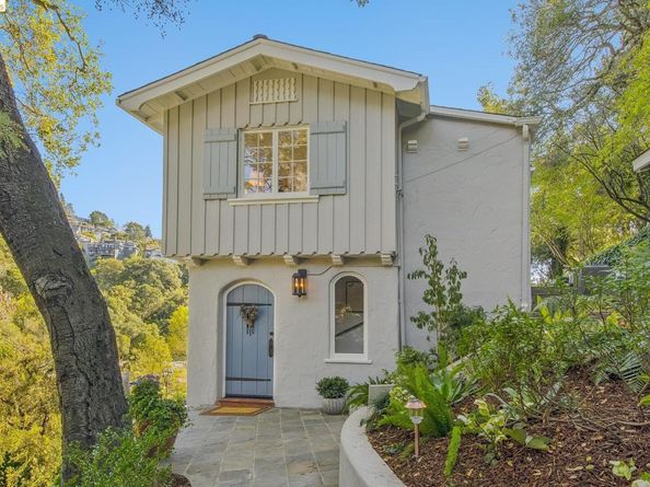 5900 Marden Ln, Oakland CA 94611