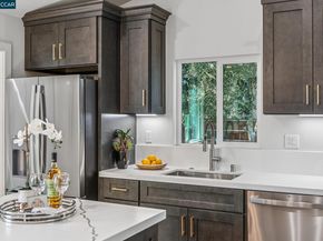 3017 Madeline St, Oakland CA 94602