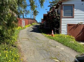 18320 pepper st, Castro Valley CA 94546