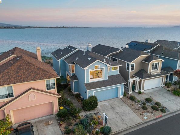 34 Seabreeze Dr, Richmond CA 94804