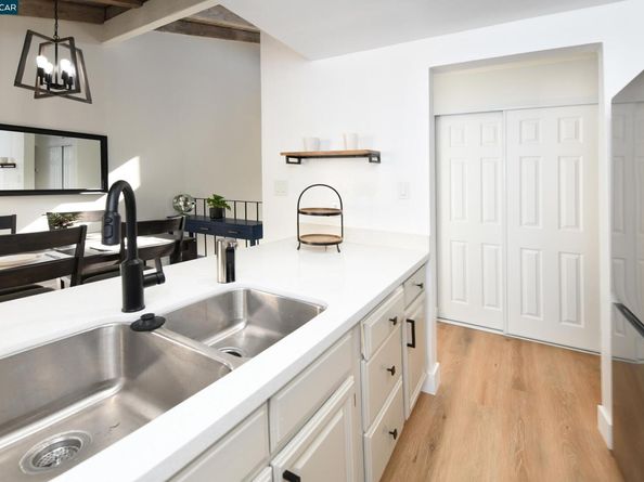 328 Ridgeview Dr, Pleasant Hill CA 94523
