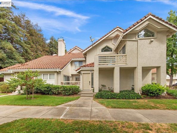 7350 Cronin Cir, Dublin CA 94568