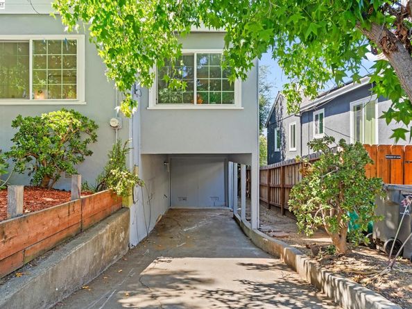3851 Madrone Ave, Oakland CA 94619