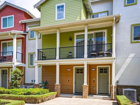 389 Basswood Cmn 11, Livermore CA 94551