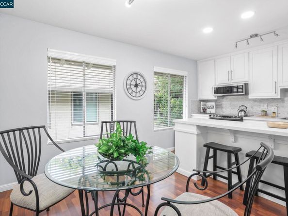 2560 Walnut Blvd 24, Walnut Creek CA 94596