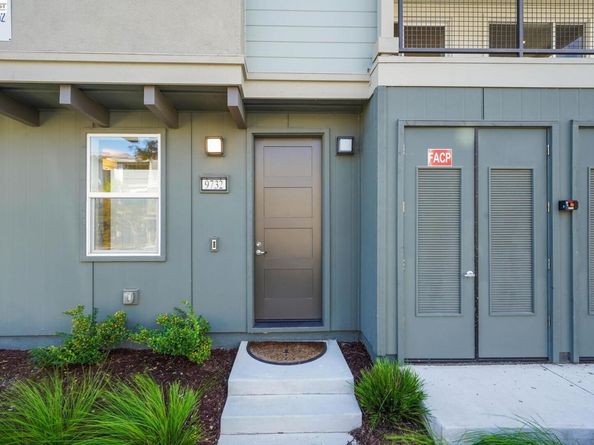 9732 Seawind Way, Newark CA 94560